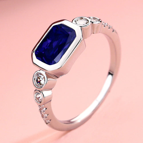 Minimal Sapphire Ring | White Gold