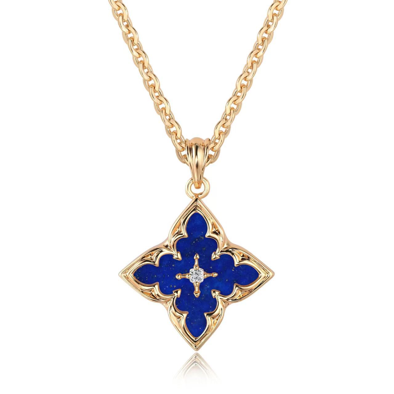 Brown Clover Pendant Necklace | Gold